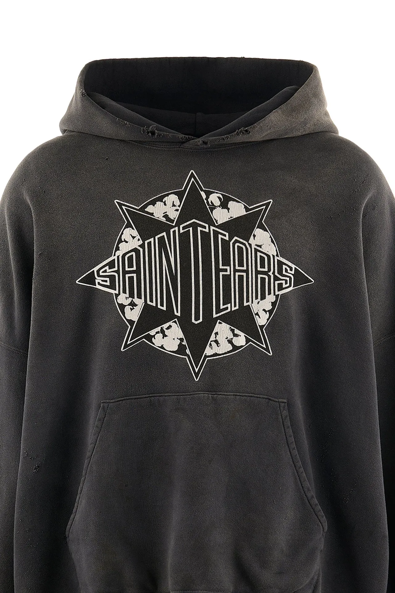 DENIM TEARS x SAINT Mxxxxxx SAINT TEARS Hoodie/BLK Five-pointed star cotton hole-in-the-dark distressed hoodie, washed black S-XL Assute dyeing, whole piece sprayed with horse fade/horse weight, co-branded main mark/cotton wash mark/cherub mark, many hanging holes on the front and rear panels, the original version has the same loose fit